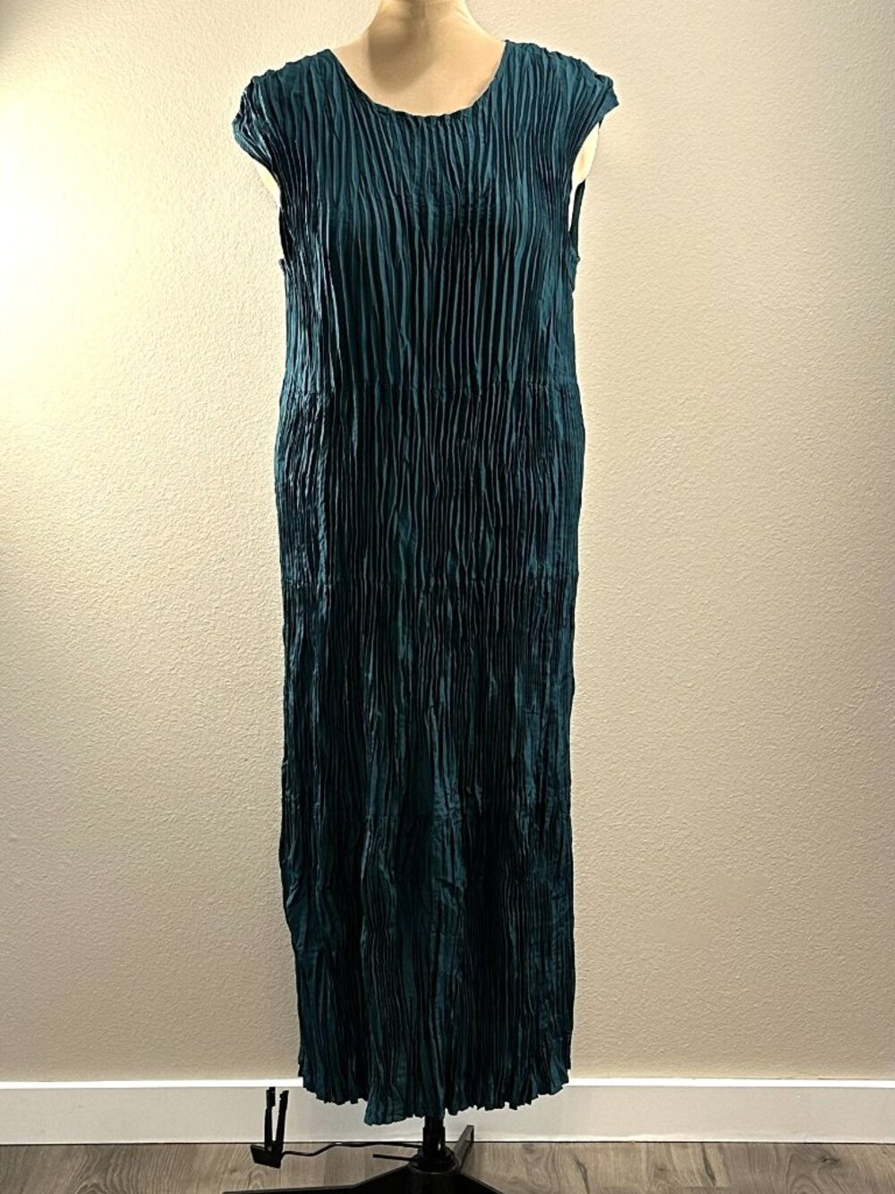 Eileen Fisher Crushed Silk Midi Dress in Aegean